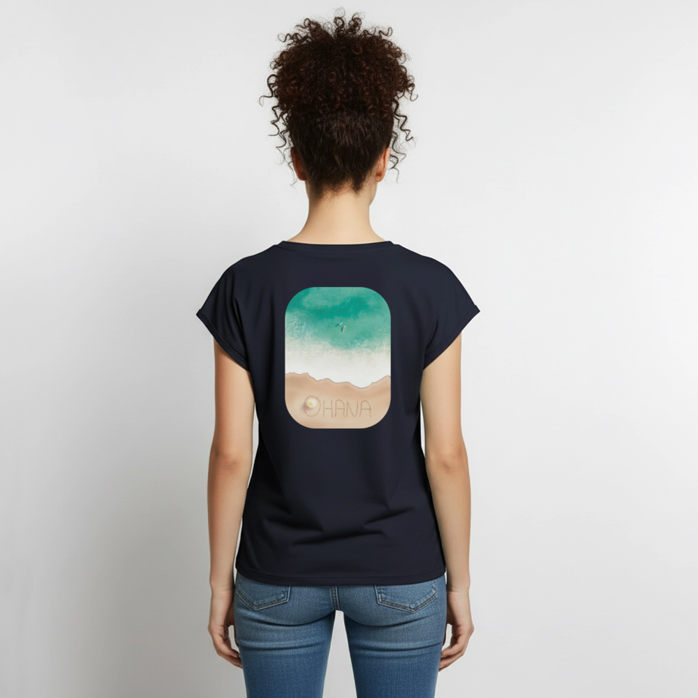 Ohana Surf Art Shirt, Coastal Fine Art Apparel, Hawaiian Surf Art, Ocean Art, Gift for Surfer, Frauen T-Shirt mit gerollten Ärmeln - navy